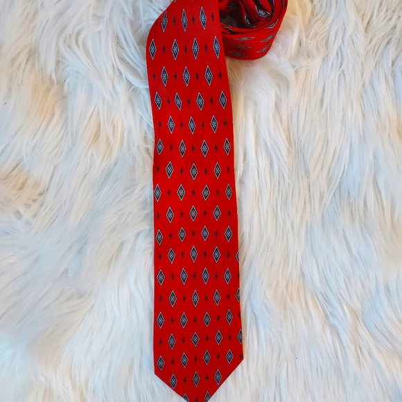 J. Khaki - Boys Size - Diamond Print Red Tie - Picture 1 of 3